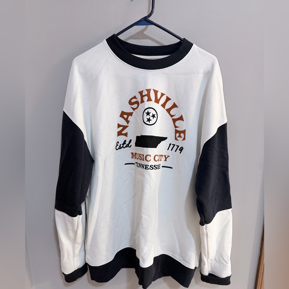League Nashville Music City Crewneck Sweatshirt - Black and White